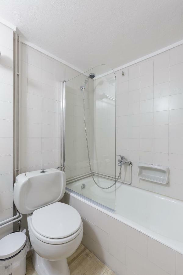 Elegant Coral Apartment เอเธนส์ ภายนอก รูปภาพ