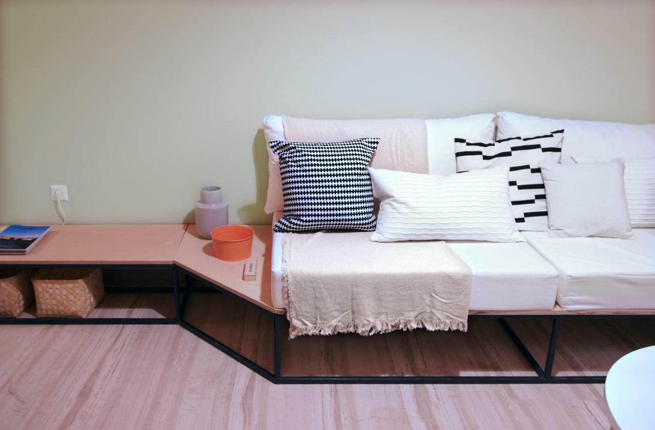 Elegant Coral Apartment เอเธนส์ ภายนอก รูปภาพ