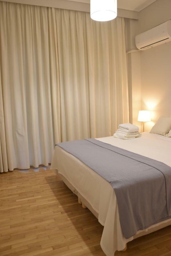 Elegant Coral Apartment เอเธนส์ ภายนอก รูปภาพ